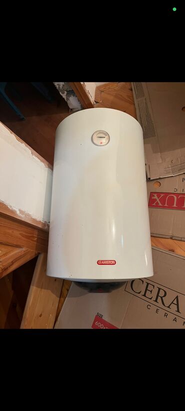məişət avadanlıqları: 80 li Ariston alinib islenmeyib tezedir Qiymeti 100 azn Unvan Noxanli