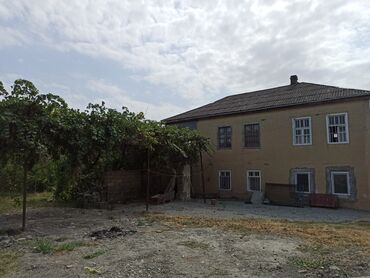 Həyət evləri və villaların satışı: 6 otaqlı, 108 kv. m, Kredit yoxdur, Orta təmir — 4