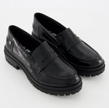 американская обувь: Refresh черные лоферы из искусственной кожи новые размер: 39 цена