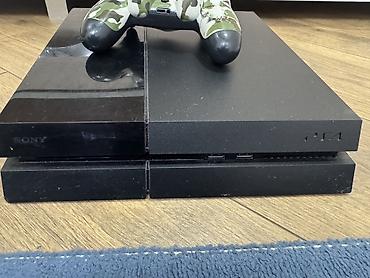 ps4 games: Sony PlayStation 4 (Fat, CUH-1xxx), черного цвета. Комплектация: - — 2