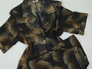 Women: Women`s suit, M (EU 38)