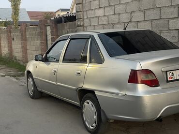 Daewoo: Daewoo Nexia: 2010 г., 1.5 л, Механика, Бензин, Седан — 14