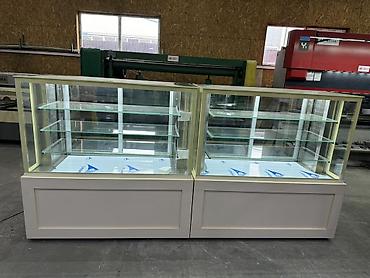 Холодильные витрины: Для молочных продуктов — 8