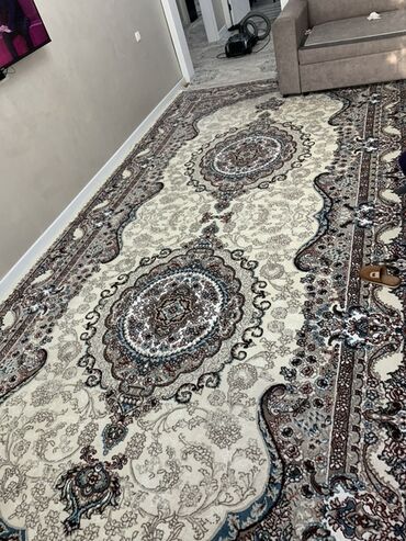 современные ковры: Килем Колдонулган