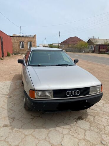 старый авто: Audi 80: 1987 г., 1.8 л, Механика, Бензин, Седан