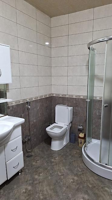 3 otaqlı mənzil – tam təchizatlı - Geniş planlı mənzil: işıqlı