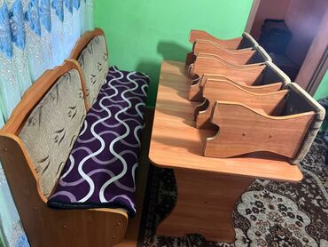 контейнер кухня: Уголок кухонный состояние идеально