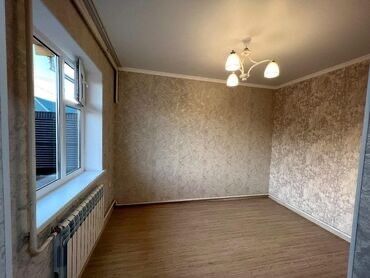 Долгосрочная аренда домов: 40 м², 2 комнаты, Парковка, Подвал, погреб, Забор, огорожен
