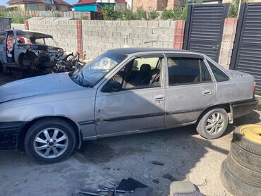Daewoo: Daewoo Nexia: 1994 г., 1.5 л, Механика, Бензин, Седан