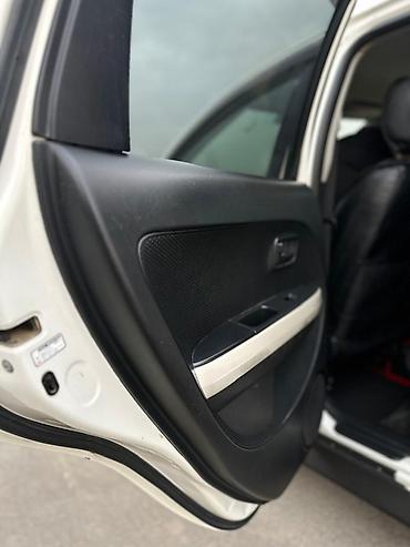 Toyota: Toyota ist: 2003 г., 1.3 л, Автомат, Бензин, Хэтчбэк — 13