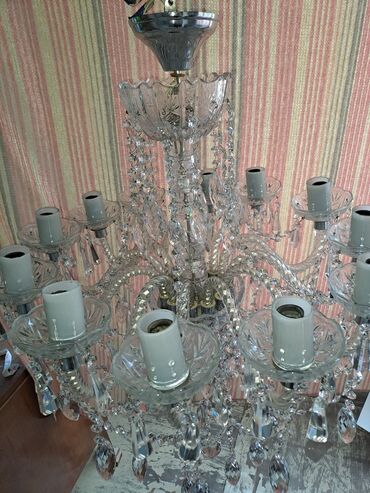 Projektorlar: Çılçıraq, 10 və daha çox lampa, Xrustal