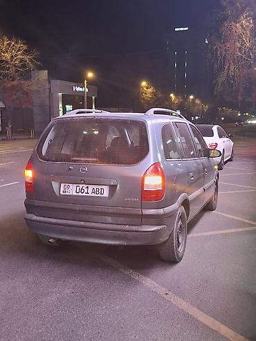 mazda 323 ф: Opel Zafira: 2002 г., 2.2 л, Кол менен иштөөчү, Бензин, Вэн/Минивэн — 3