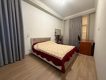 Долгосрочная аренда квартир: 3 комнаты, Агентство недвижимости, Без подселения, С мебелью полностью — 4