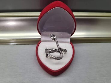 Prstenje: Prstenje 900 din — 5