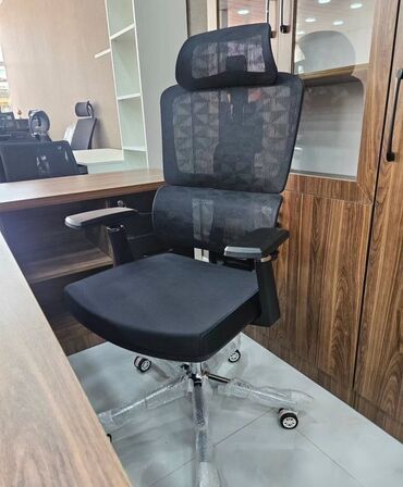 декоративная мебель: С колесиками, Рукояти регулируются, Ткань