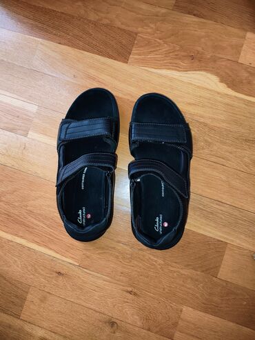kişi üçün yun şap şaplar: Clarks Unstructured kişi sandal modeli. Orijinal Avropa brendi