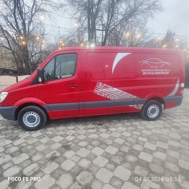 Легкий грузовой транспорт: Легкий грузовик, Mercedes-Benz — 2