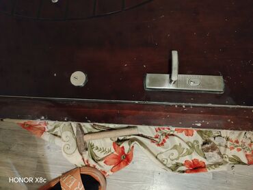 Giriş qapıları: Metall qapı və qutu komplekti - Material: polad gövdə, tünd qəhvəyi — 10