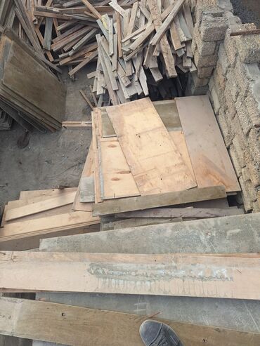 Diktlər: Dik taxda satlır ardiyada verilir ünvan Binə savxoz — 5