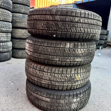 Шины: Шины 205 / 65 / R 16, Зима, Б/у, Комплект, Легковые, Япония, Bridgestone