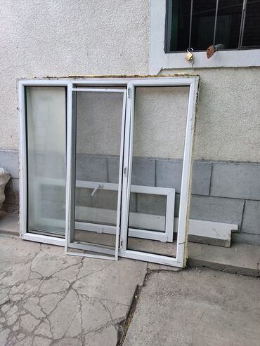 пластик акно бу: Пластиковое окно, Поворотное, цвет - Белый, Б/у, 145 *152, Самовывоз