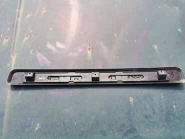 Auto delovi: Lajsna zadnjih gepek vrata Lada 21213,21214 Niva br.3. Polovna — 7