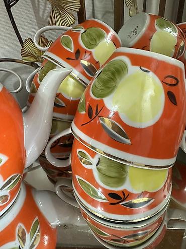 Полонский фарфор! 
Чайный сервиз «Яблоко» с ручной росписью