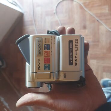 микрофон для компьютера: Комплект ретро‑техники для фото, видео и воспроизведения: 1) Цифровой