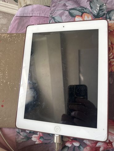 продаю игровой компьютер: Планшет, Apple, Колдонулган, Классикалык түсү - Күмүш