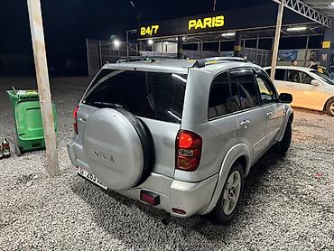 бенза бак: Toyota RAV4: 2005 г., 2 л, Автомат, Бензин, Кроссовер — 3
