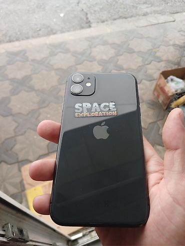 ipod touch 8: IPhone 11, 64 GB, Qara, Face ID — 1