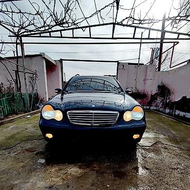 ford transit 2002: Mercedes-Benz C-Class: 2.2 l | 2001 il Universal — 1