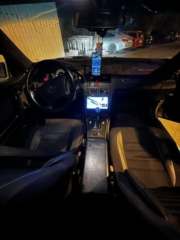 Mercedes-Benz: Salam. Maşin şəxsidir. İline göre yaxşı vəziyyətdədir. Şəkildən də — 7