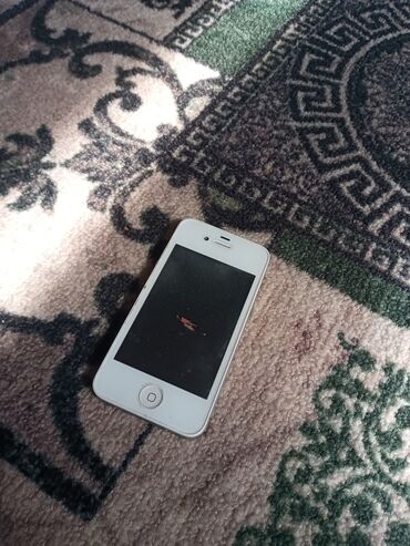 apple ipod nano 5: IPhone 4, Б/у, 64 ГБ, Белый, 50 %
