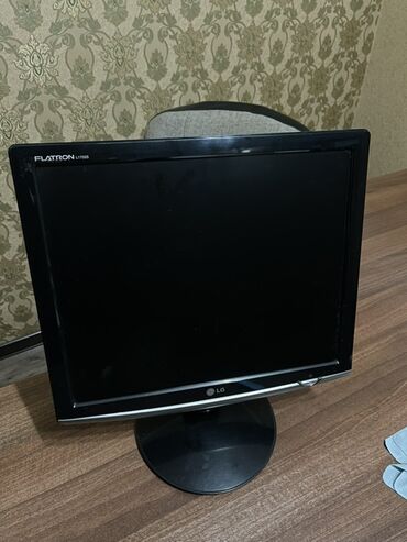 монитор с кронштейном: Монитор, LG, LCD, 16" - 17"