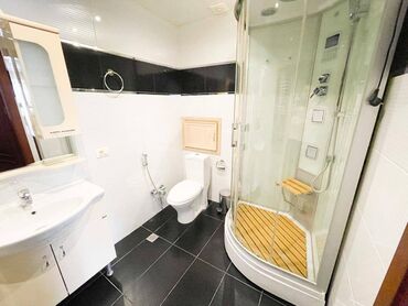 Uzunmüddətli kirayə mənzillər: Mənzil kirayə verilir. Nəsimi Rayonu Şamil Əzizbəyov kucəsində Xarici — 6