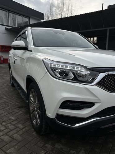 транспорты: Ssangyong Rexton: 2018 г., 2.2 л, Автомат, Дизель, Внедорожник