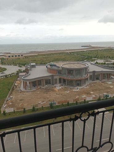 Uzunmüddətli kirayə mənzillər: Sumqayıt, Levent 2 yaşayış kompleksində 15 mərtəbəli binanın 8-ci — 32