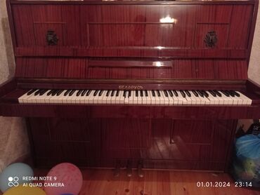 belarus pianino: Piano, Belarus, Akustik, İşlənmiş, Ünvandan götürmə