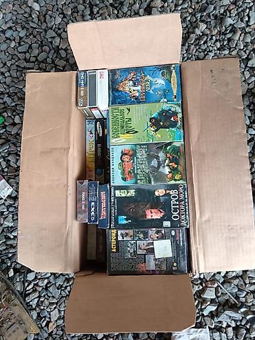 емкость dvd: Коллекция видеокассет VHS в коробке. Состав по обложкам и надписям на — 6