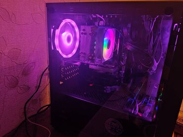 Bentley: Ana kart: X99 CPU (Prosessor): Intel Xeon E5-2680 v4, 14 nüvə / 28