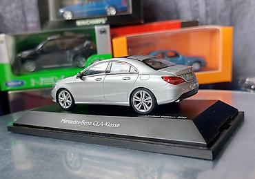 Avtomobil modelləri: Коллекционная модель Mercedes-Benz CLA-Class C117 silver 2013 Limited — 11