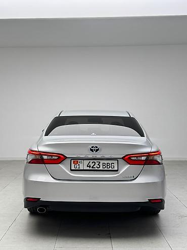 corolla 2016: Toyota Camry: 2022 г., 2.5 л, Автомат, Гибрид, Седан — 4