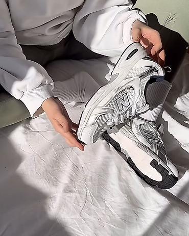 Кроссовки New Balance 530 (серебристо-белые) - Модель: NB 530 - Верх