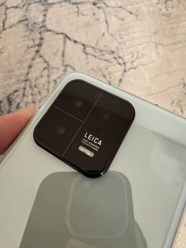 iqoo 13 купить бишкек: Xiaomi, 13, Колдонулган, 256 ГБ, түсү - Ак, 1 SIM, eSIM