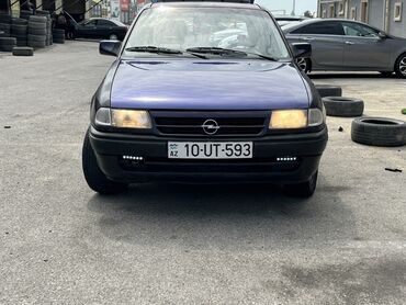Su nəqliyyatı: Opel Astra: 1.6 l | 1994 il 140000 km Sedan