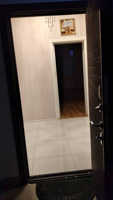 Uzunmüddətli kirayə mənzillər: Xırdalanda köhnə bazara yaxın yaxın yerləşən ümumi sahəsi 60 kv,m — 4