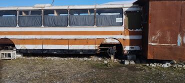 Yük maşınları: Autobus çayxana satılır! Hal-hazırda fəaliyətdədir. Real alìĝìya — 2