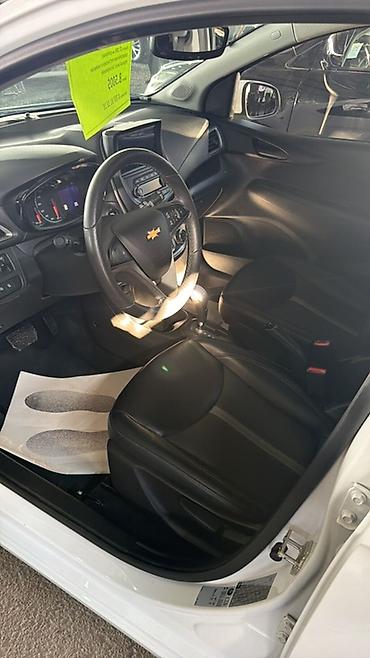 Продажа авто: Chevrolet Spark: 2019 г., 1 л, Автомат, Бензин, Хэтчбэк — 3