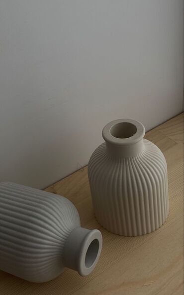 декоративные вазы: ⚱️Вазочки маленькие⚱️ ‼️Размер ‼️- 9.5 см в высоту и 6.8 см основание